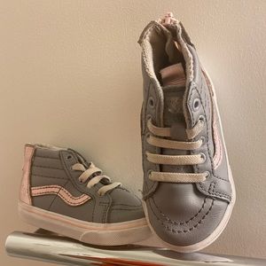 VANS Sk8-Hi Zip Sneaker